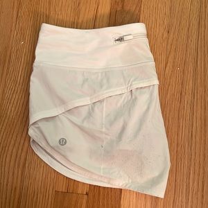 Size 6 lululemon white shorts